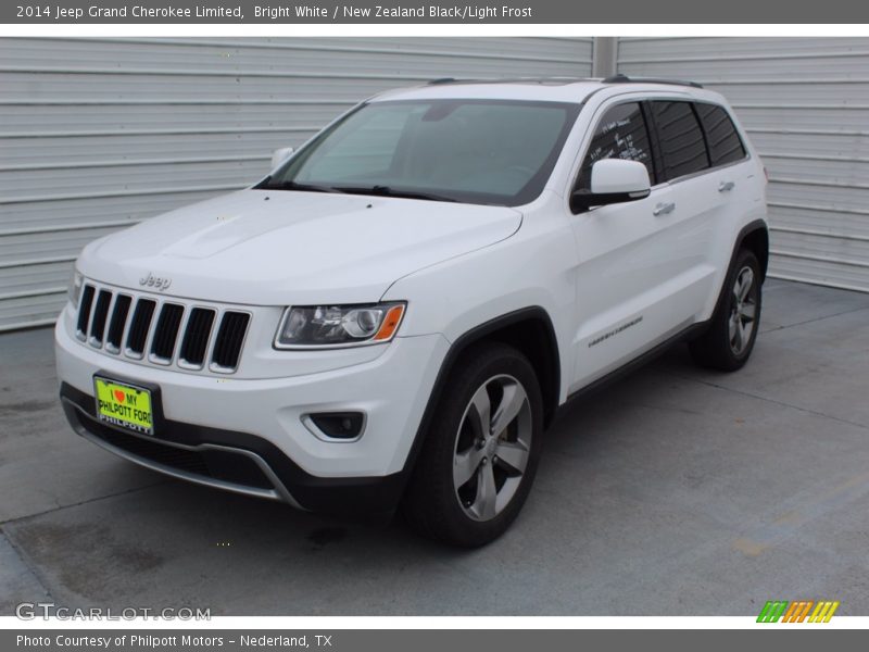 Bright White / New Zealand Black/Light Frost 2014 Jeep Grand Cherokee Limited