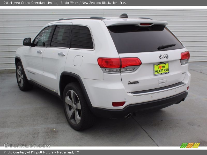 Bright White / New Zealand Black/Light Frost 2014 Jeep Grand Cherokee Limited