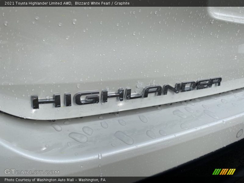 Blizzard White Pearl / Graphite 2021 Toyota Highlander Limited AWD