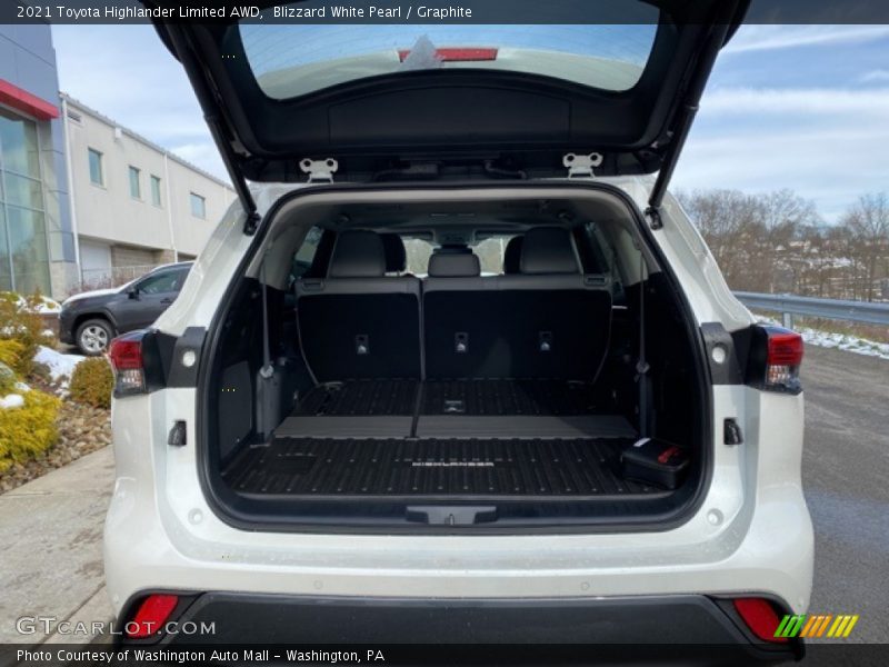 Blizzard White Pearl / Graphite 2021 Toyota Highlander Limited AWD