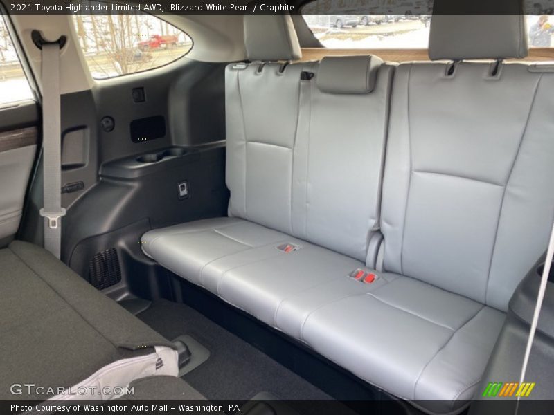 Blizzard White Pearl / Graphite 2021 Toyota Highlander Limited AWD