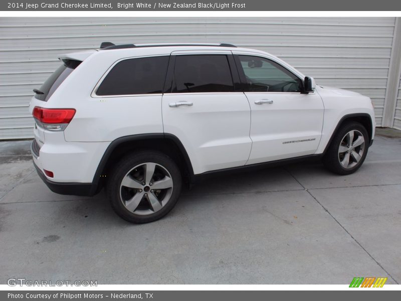 Bright White / New Zealand Black/Light Frost 2014 Jeep Grand Cherokee Limited