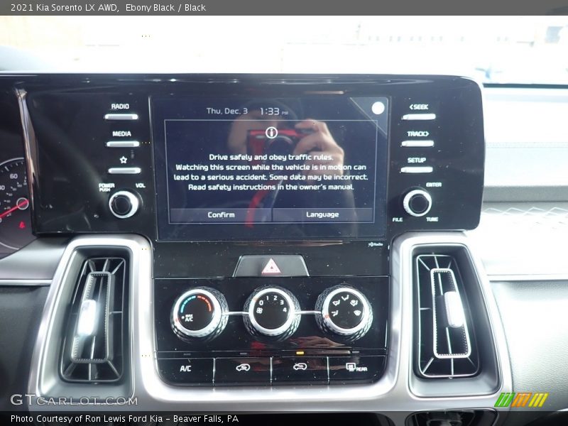 Ebony Black / Black 2021 Kia Sorento LX AWD