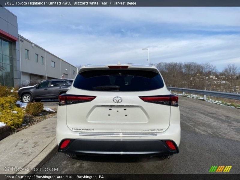Blizzard White Pearl / Harvest Beige 2021 Toyota Highlander Limited AWD