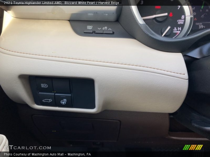 Blizzard White Pearl / Harvest Beige 2021 Toyota Highlander Limited AWD