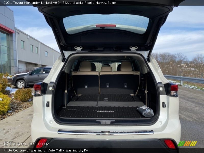 Blizzard White Pearl / Harvest Beige 2021 Toyota Highlander Limited AWD