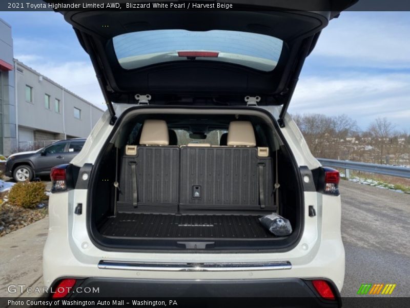 Blizzard White Pearl / Harvest Beige 2021 Toyota Highlander Limited AWD
