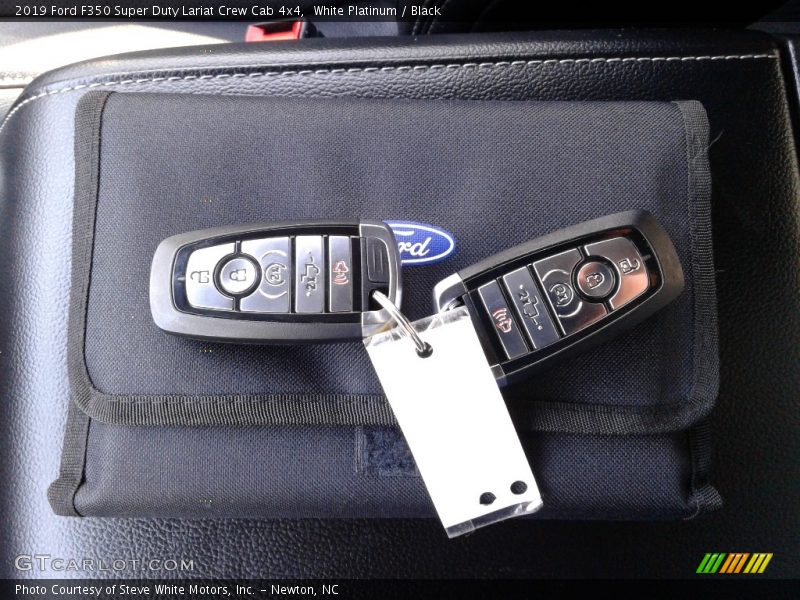 White Platinum / Black 2019 Ford F350 Super Duty Lariat Crew Cab 4x4