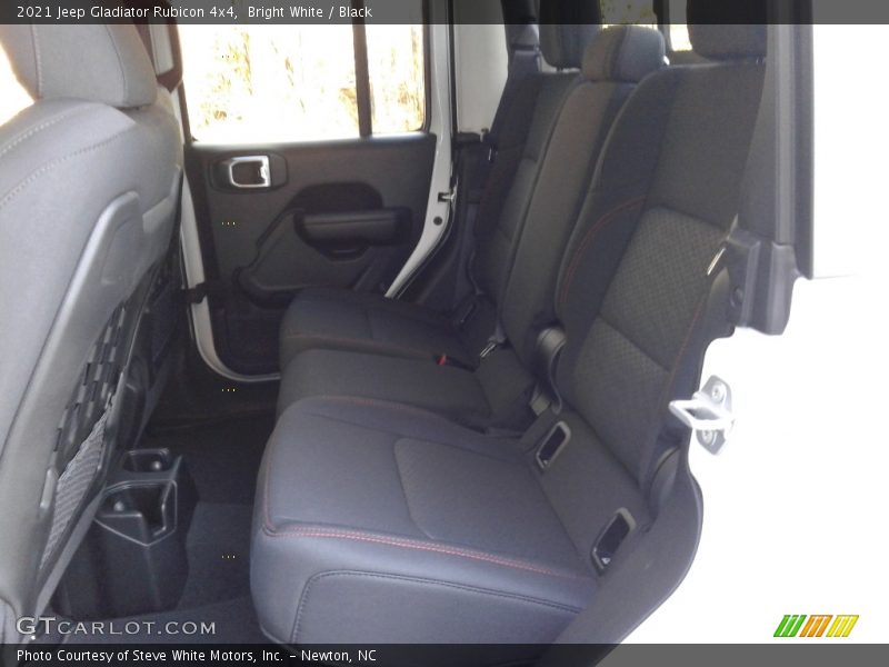 Bright White / Black 2021 Jeep Gladiator Rubicon 4x4