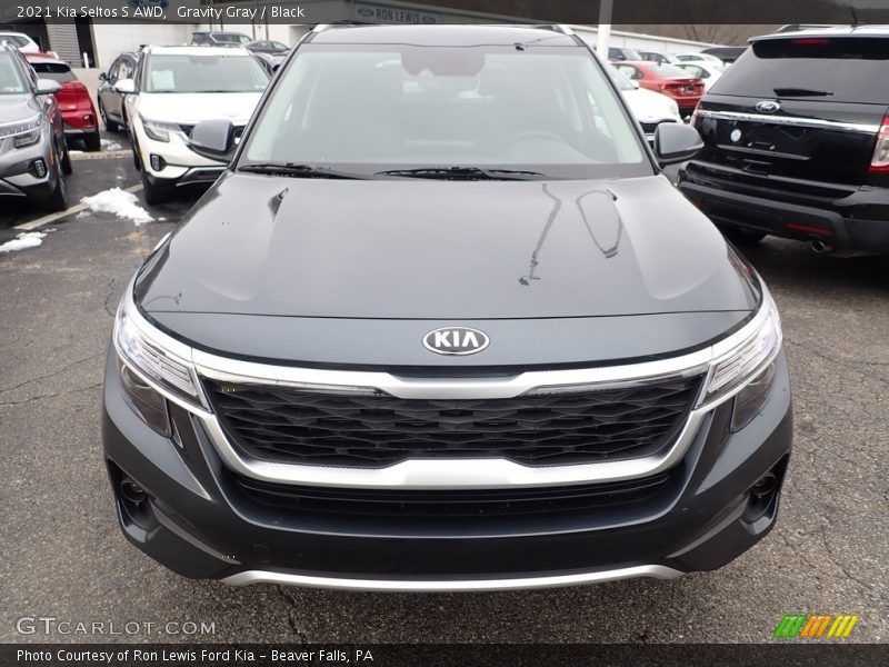 Gravity Gray / Black 2021 Kia Seltos S AWD