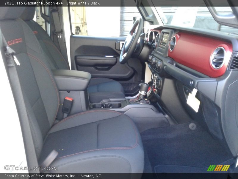Bright White / Black 2021 Jeep Gladiator Rubicon 4x4