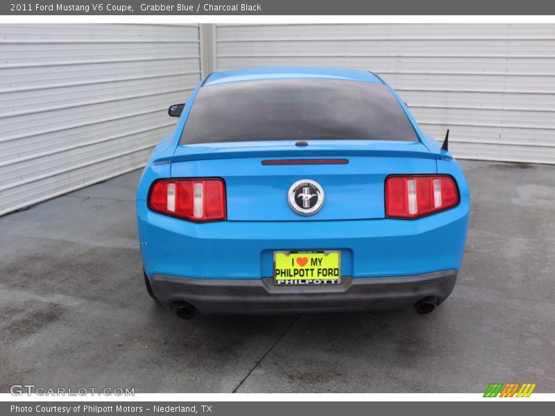 Grabber Blue / Charcoal Black 2011 Ford Mustang V6 Coupe