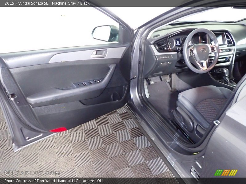 Machine Gray / Black 2019 Hyundai Sonata SE