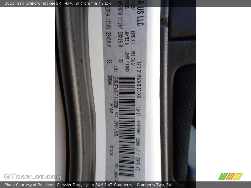 Bright White / Black 2018 Jeep Grand Cherokee SRT 4x4