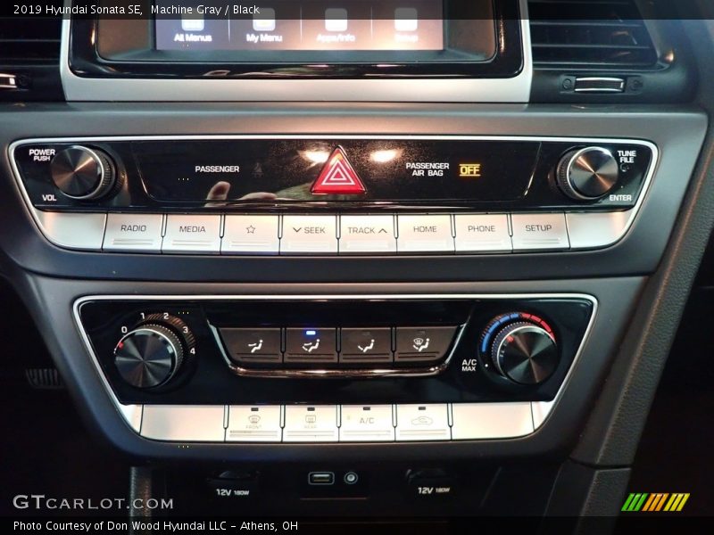 Machine Gray / Black 2019 Hyundai Sonata SE