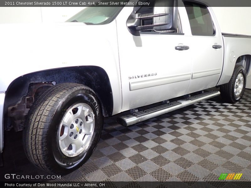 Sheer Silver Metallic / Ebony 2011 Chevrolet Silverado 1500 LT Crew Cab 4x4
