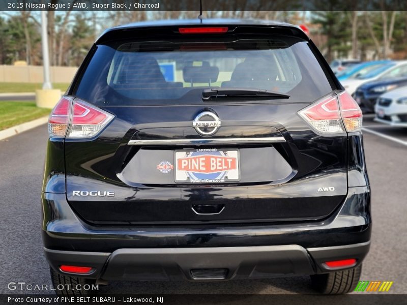 Super Black / Charcoal 2015 Nissan Rogue S AWD