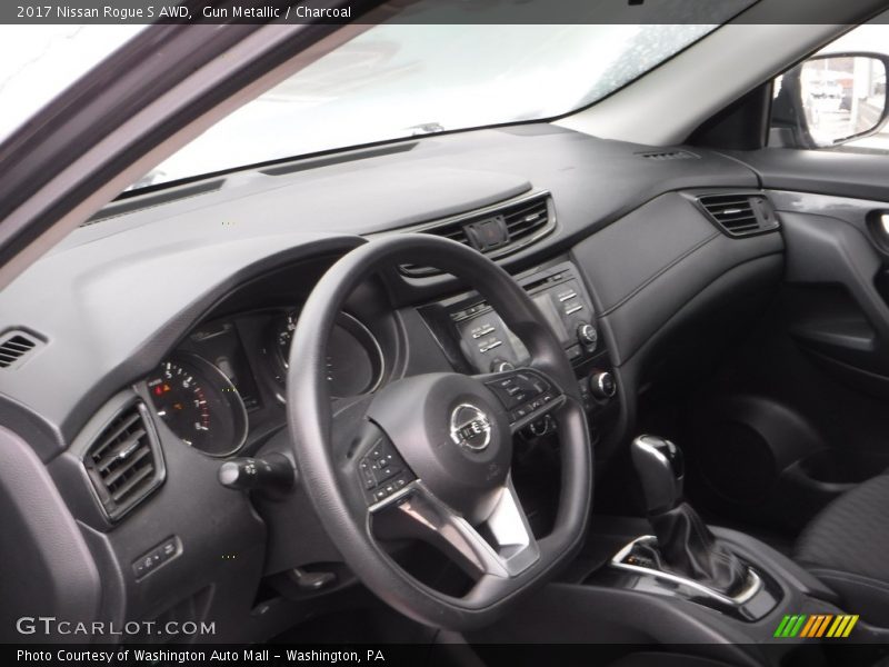 Gun Metallic / Charcoal 2017 Nissan Rogue S AWD