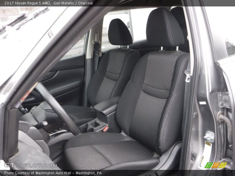 Gun Metallic / Charcoal 2017 Nissan Rogue S AWD