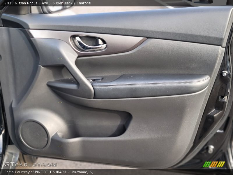 Super Black / Charcoal 2015 Nissan Rogue S AWD