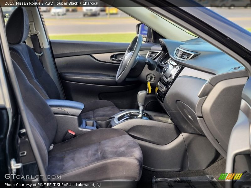 Super Black / Charcoal 2015 Nissan Rogue S AWD