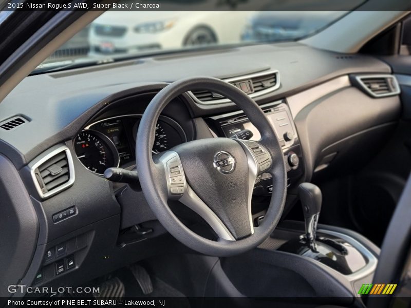 Super Black / Charcoal 2015 Nissan Rogue S AWD