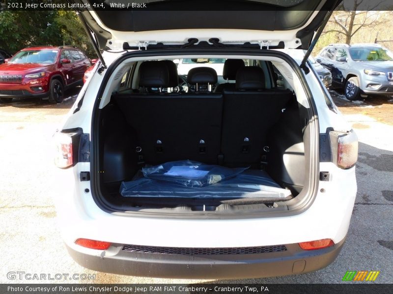 White / Black 2021 Jeep Compass Latitude 4x4