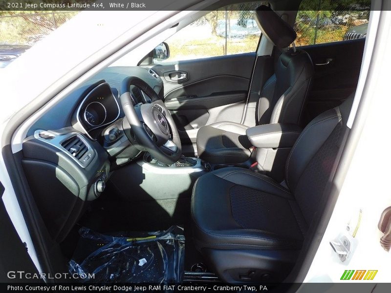 White / Black 2021 Jeep Compass Latitude 4x4