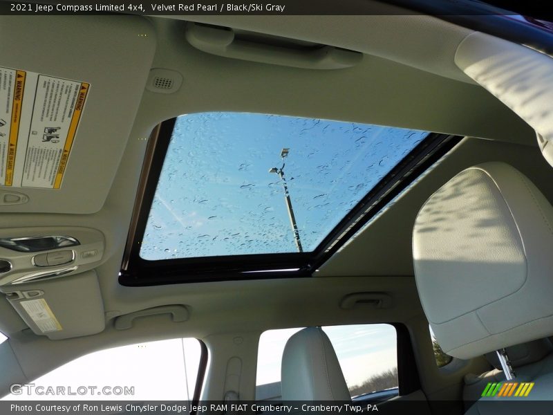 Velvet Red Pearl / Black/Ski Gray 2021 Jeep Compass Limited 4x4