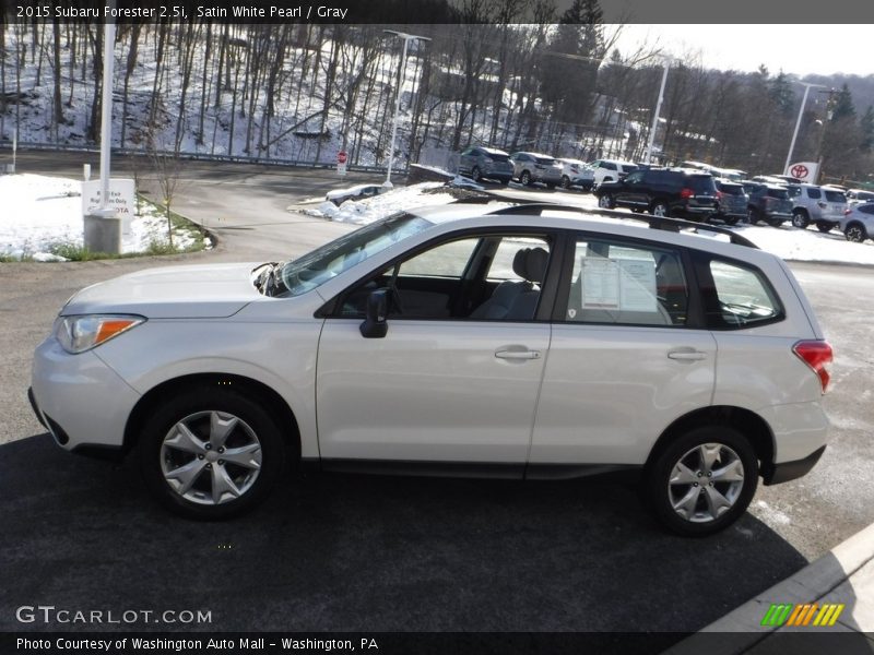 Satin White Pearl / Gray 2015 Subaru Forester 2.5i
