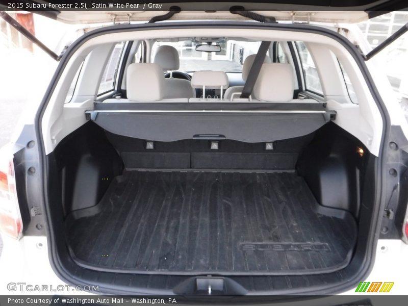 Satin White Pearl / Gray 2015 Subaru Forester 2.5i