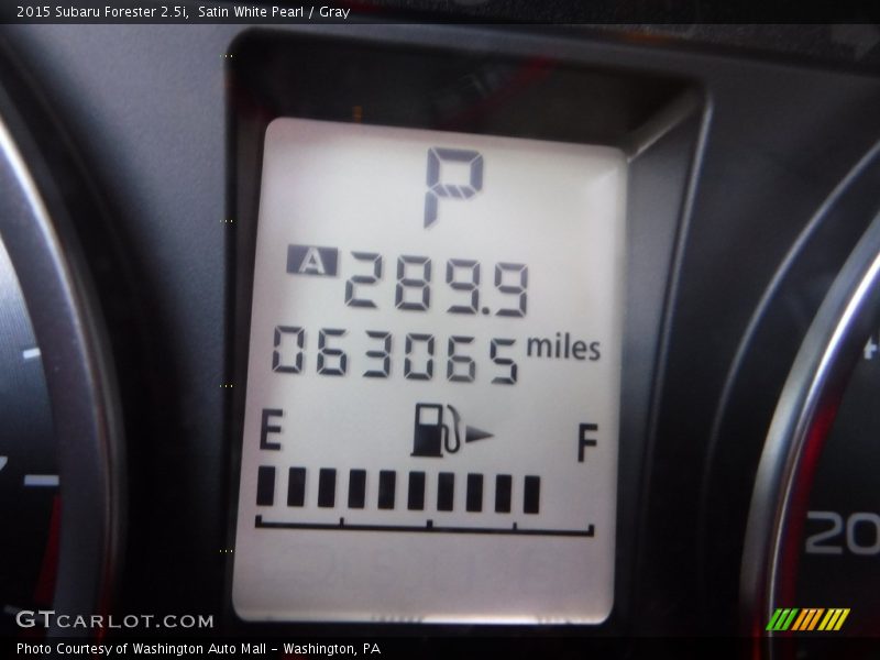 Satin White Pearl / Gray 2015 Subaru Forester 2.5i