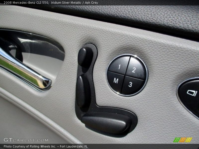 Iridium Silver Metallic / Ash Grey 2008 Mercedes-Benz CLS 550