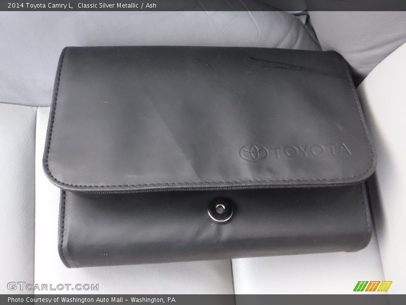 Classic Silver Metallic / Ash 2014 Toyota Camry L