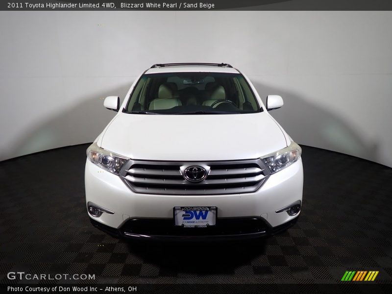 Blizzard White Pearl / Sand Beige 2011 Toyota Highlander Limited 4WD