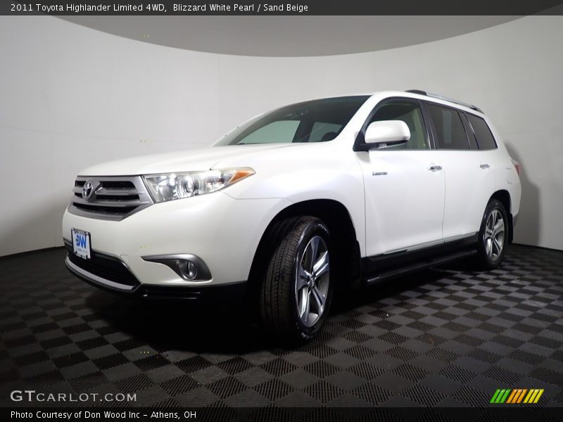 Blizzard White Pearl / Sand Beige 2011 Toyota Highlander Limited 4WD