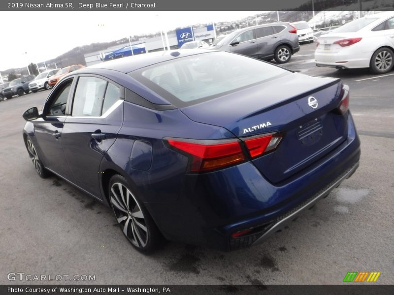 Deep Blue Pearl / Charcoal 2019 Nissan Altima SR