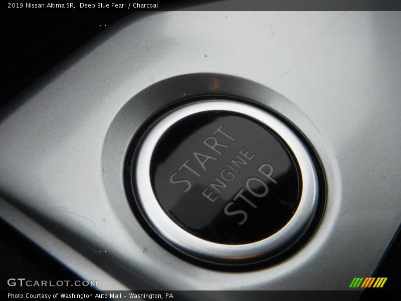 Deep Blue Pearl / Charcoal 2019 Nissan Altima SR