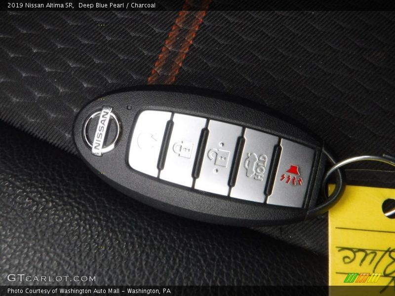 Deep Blue Pearl / Charcoal 2019 Nissan Altima SR
