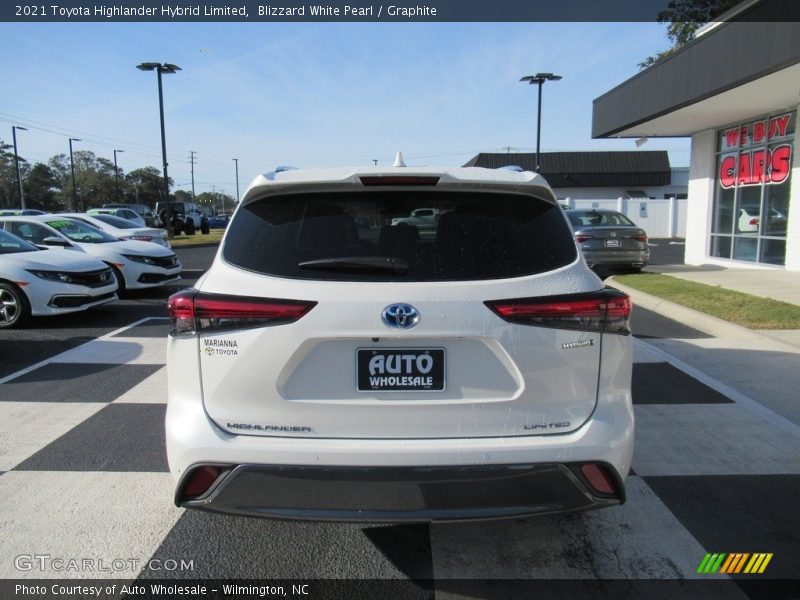 Blizzard White Pearl / Graphite 2021 Toyota Highlander Hybrid Limited