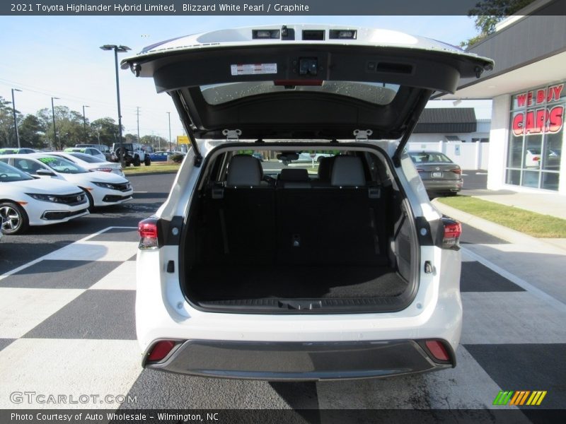 Blizzard White Pearl / Graphite 2021 Toyota Highlander Hybrid Limited