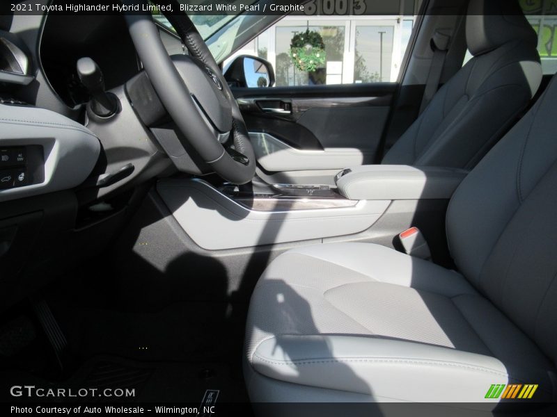 Blizzard White Pearl / Graphite 2021 Toyota Highlander Hybrid Limited