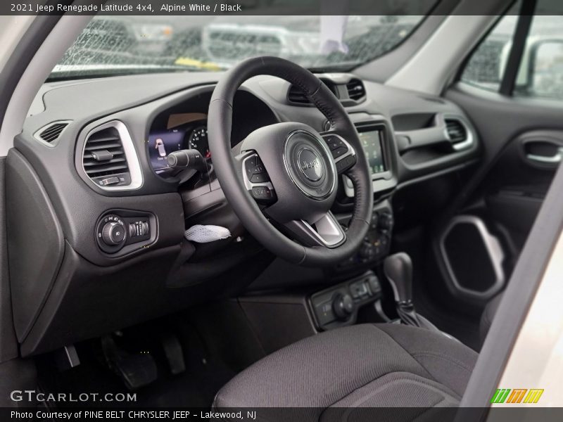 Alpine White / Black 2021 Jeep Renegade Latitude 4x4