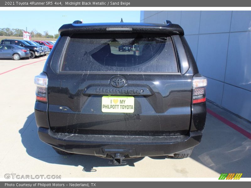 Midnight Black Metallic / Sand Beige 2021 Toyota 4Runner SR5 4x4