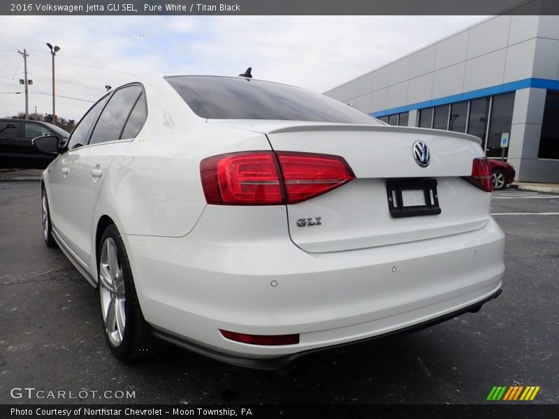Pure White / Titan Black 2016 Volkswagen Jetta GLI SEL