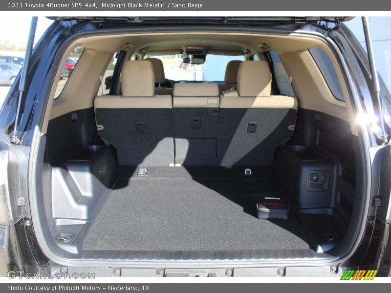 Midnight Black Metallic / Sand Beige 2021 Toyota 4Runner SR5 4x4
