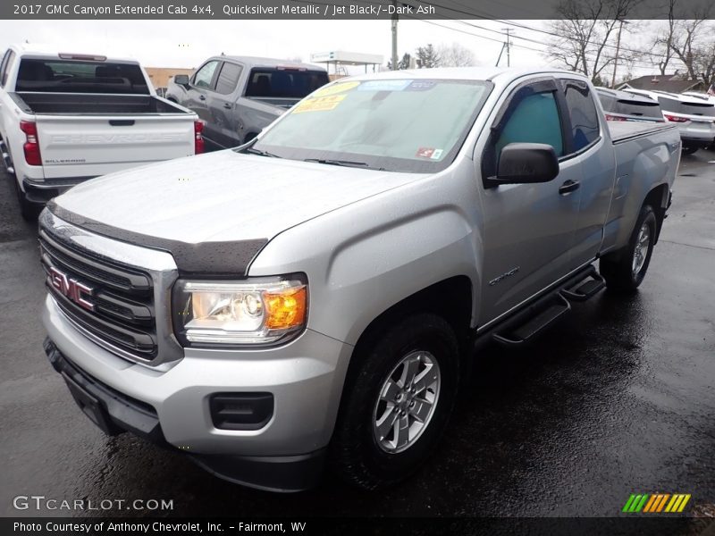 Front 3/4 View of 2017 Canyon Extended Cab 4x4