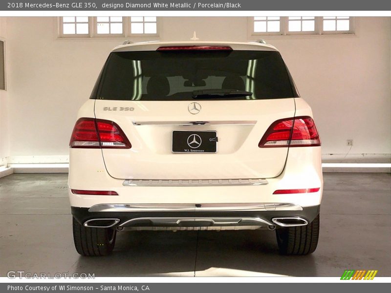 designo Diamond White Metallic / Porcelain/Black 2018 Mercedes-Benz GLE 350