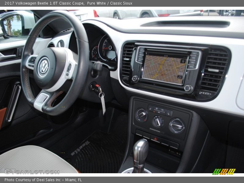 Dashboard of 2017 Beetle 1.8T Classic Coupe