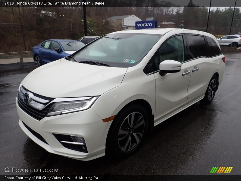 White Diamond Pearl / Beige 2019 Honda Odyssey Elite